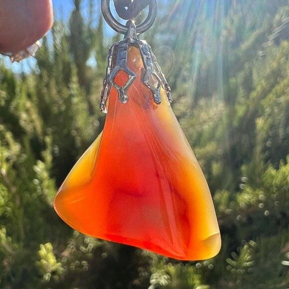 Vintage Amber Agate Stone Necklace - Picture 2 of 11